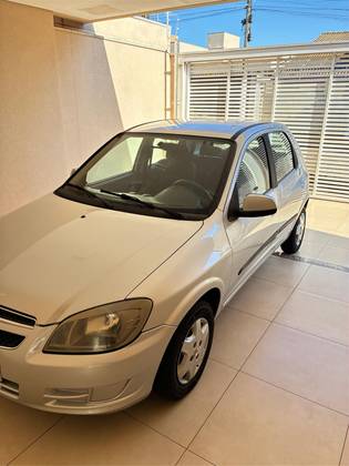 CHEVROLET CELTA 1.0 MPFI LT 8V FLEX 4P MANUAL CHEVROLET CELTA 1.0 MPFI LT 8V FLEX 4P MANUAL